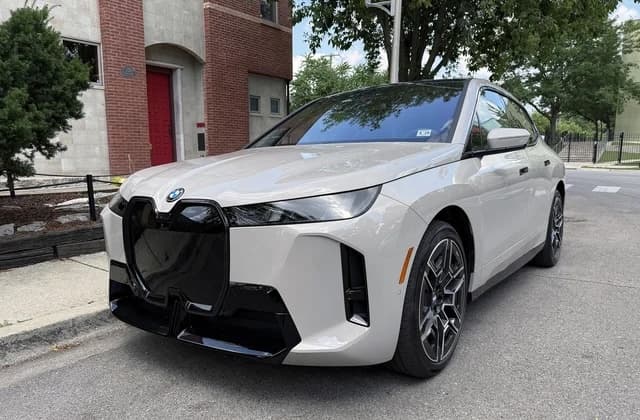 BMW iX